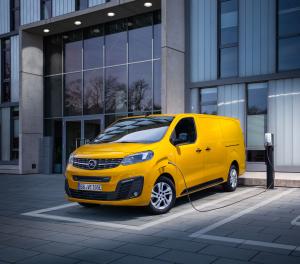 Opel Vivaro-e L 2020 года 